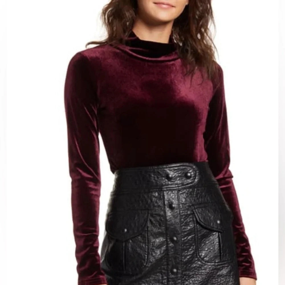 New articles of society burgundy velvet bodysuit long sleeve mockneck sz L